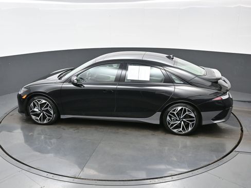 Certified 2024 Hyundai Ioniq 6 Limited image 35