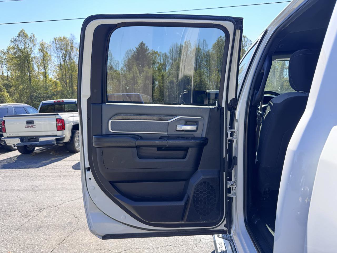 Used 2021 RAM 2500 Big Horn AWD/4WD image 11