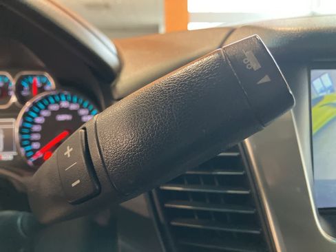 Used 2015 Chevrolet Tahoe LT w/ Luxury Package image 26