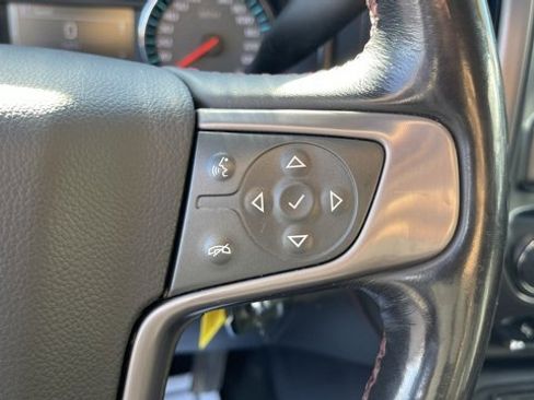 Used 2019 GMC Sierra 2500 SLT w/ All Terrain HD Package image 17