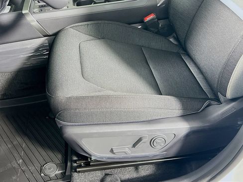 New 2027 Kia Seltos S FWD image 16
