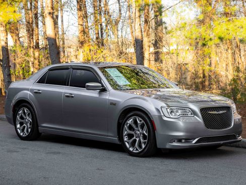 Used 2018 Chrysler 300 C w/ Sun, Sound & Nav Package image 53