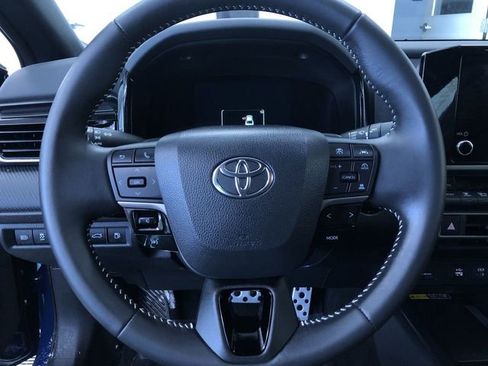 Certified 2025 Toyota Camry SE image 25
