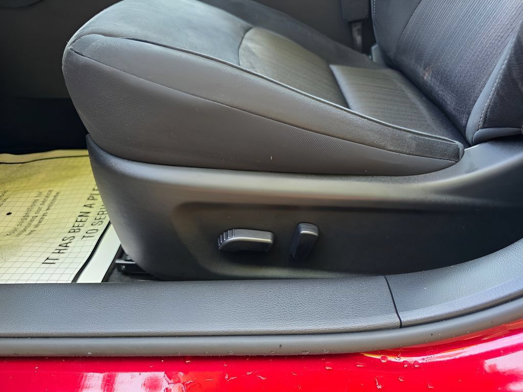 Used 2023 Nissan Altima 2.5 SV FWD image 15