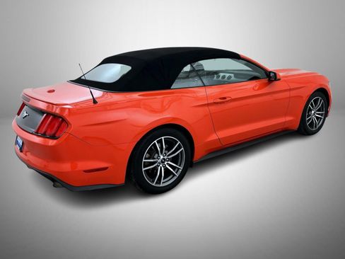 Used 2016 Ford Mustang Premium image 27