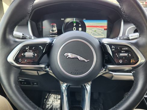 Used 2020 Jaguar I-PACE SE image 9