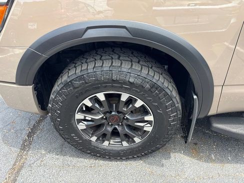 Used 2024 Nissan Titan PRO-4X w/ Pro-4x Convenience Package AWD/4WD image 8