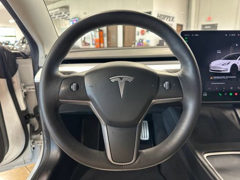 Used 2022 Tesla Model 3 Performance AWD/4WD image 16
