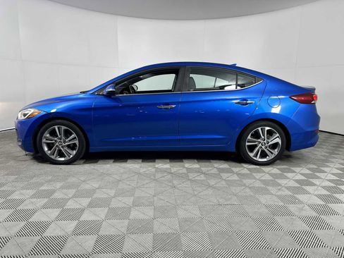 Used 2017 Hyundai Elantra Limited image 5