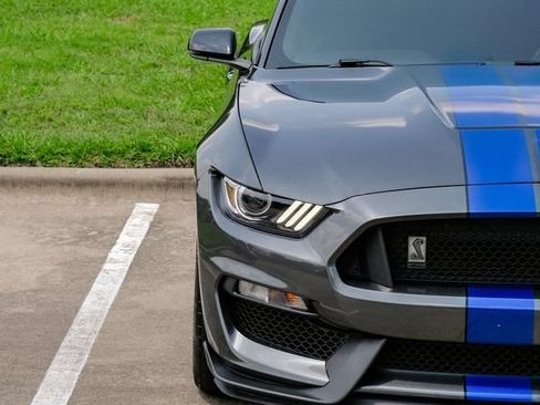 Used 2017 Ford Mustang Shelby GT350 w/ Electronics Package RWD image 47