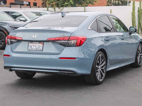 Used 2024 Honda Civic Touring image 9