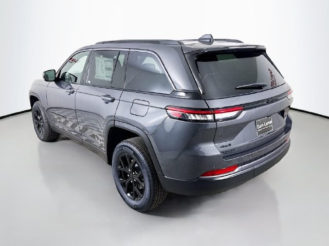 New 2026 Jeep Grand Cherokee Altitude AWD/4WD image 5