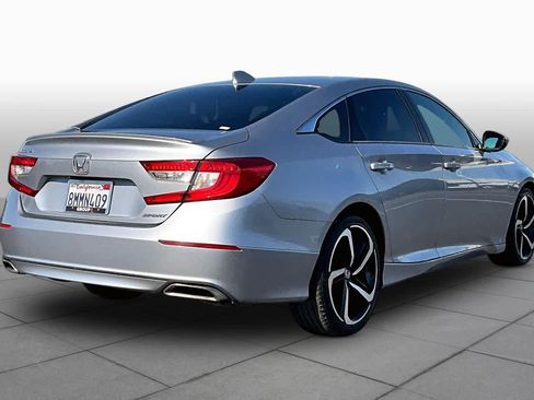 Used 2019 Honda Accord Sport image 12