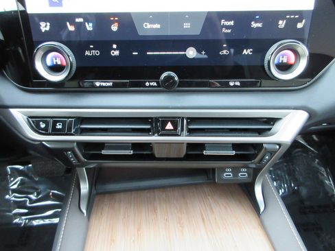 Used 2026 Lexus RX 350 Premium Plus image 43