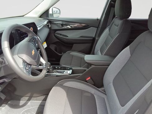 New 2026 Chevrolet TrailBlazer LT w/ Convenience Package AWD/4WD image 10