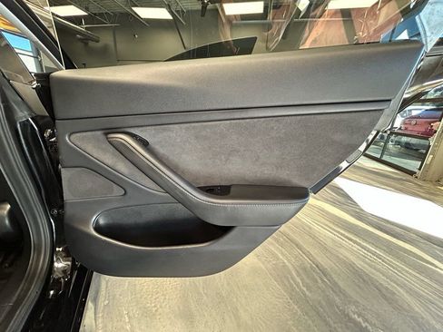 Used 2018 Tesla Model 3 Long Range AWD/4WD image 40