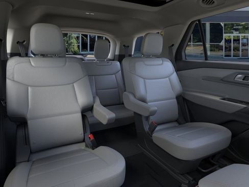 New 2026 Ford Explorer Active w/ Active Comfort Package image 11