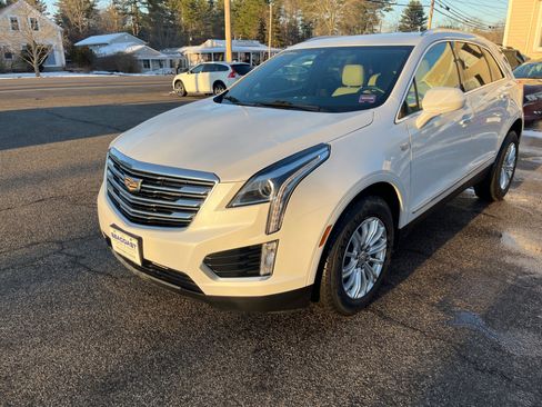 Used 2019 Cadillac XT5 AWD image 8