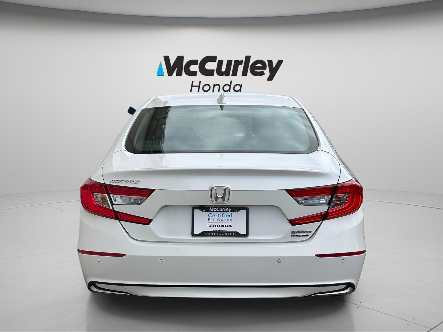 Certified 2019 Honda Accord Touring image 4