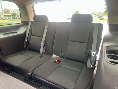 Used 2013 GMC Yukon SLE RWD image 16