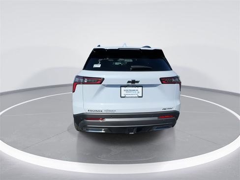 New 2026 Chevrolet Equinox ACTIV w/ Convenience Package III image 7