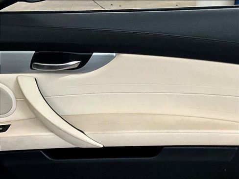 Used 2009 BMW Z4 sDrive35i image 23