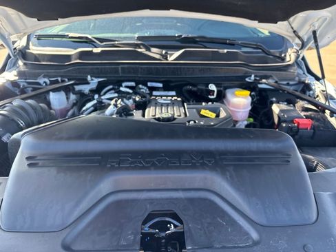 Used 2025 RAM 3500 Laramie image 29