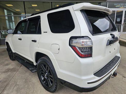 Used 2019 Toyota 4Runner Limited image 3