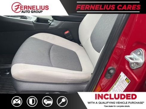 Used 2023 Toyota RAV4 XLE w/ Convenience Package image 9