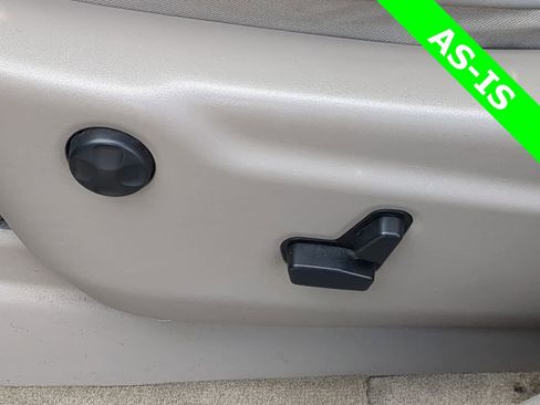 Used 2011 Jeep Grand Cherokee Laredo image 17