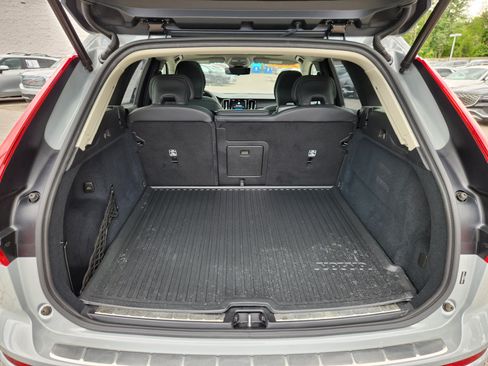 Used 2025 Volvo XC60 B5 Ultra w/ Protection Package Premier AWD/4WD image 19
