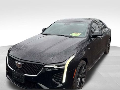 Used 2022 Cadillac CT4 Sport AWD/4WD image 2