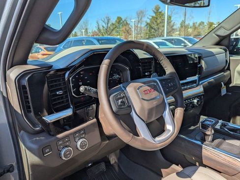 New 2026 GMC Sierra 1500 SLT w/ SLT Premium Plus Package AWD/4WD image 10
