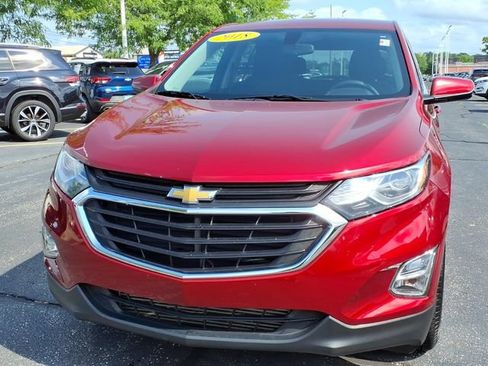 Used 2018 Chevrolet Equinox LT FWD image 2