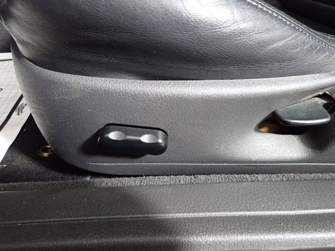 Used 2002 Ford Thunderbird RWD image 21