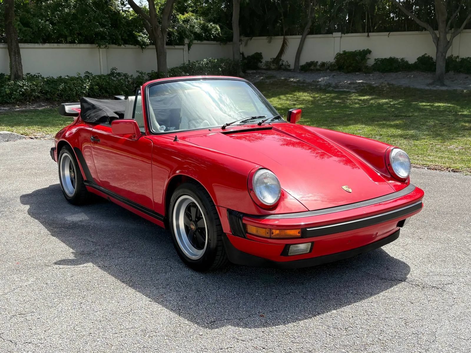 Used 1988 Porsche 911 Carrera RWD image 3