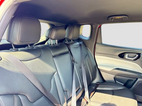 Used 2024 Jeep Compass Limited image 26