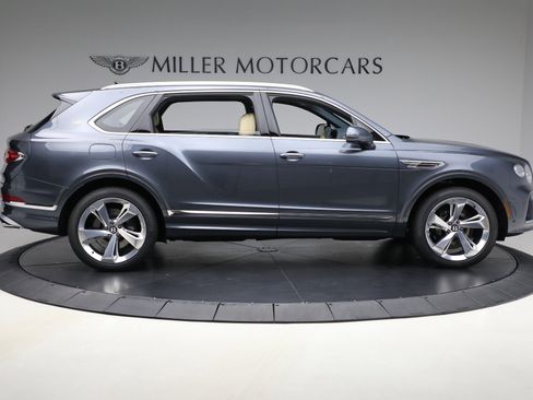 New 2025 Bentley Bentayga Extended Wheelbase image 9