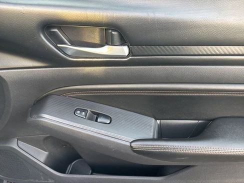 Used 2022 Nissan Altima 2.5 SR image 39