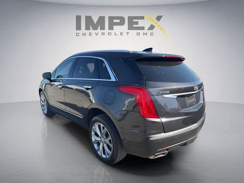 Used 2018 Cadillac XT5 Luxury w/ Driver Awareness Package FWD image 2
