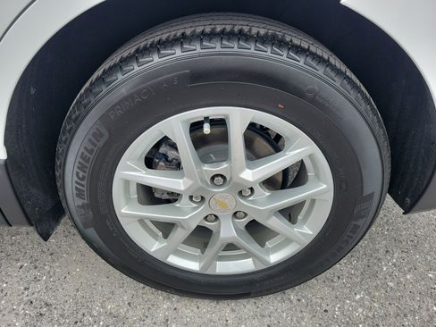 Certified 2023 Chevrolet Equinox LT FWD image 33