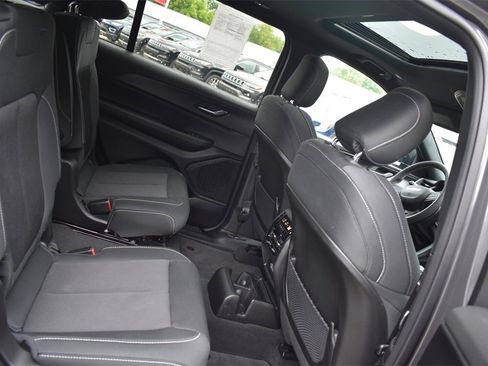 Used 2025 Jeep Grand Cherokee L Laredo w/ Trailer Tow Package image 19