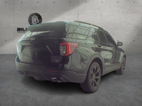 Used 2022 Ford Explorer ST w/ Equipment Group 401A image 3