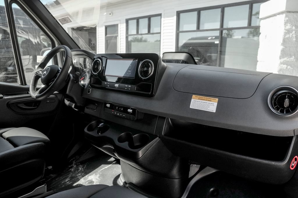 New 2026 Mercedes-Benz Sprinter 2500 image 19