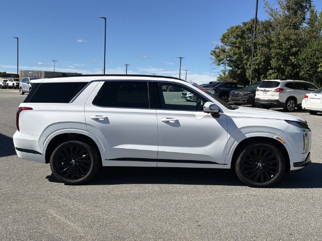 Used 2025 Hyundai Palisade Calligraphy AWD/4WD image 14