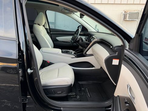 Used 2023 Hyundai Tucson Limited image 23