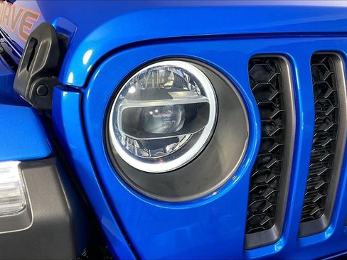 Used 2022 Jeep Gladiator Mojave w/ LED Lighting Group AWD/4WD image 51