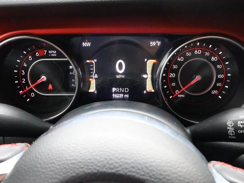 Used 2019 Jeep Wrangler Unlimited Rubicon AWD/4WD image 36