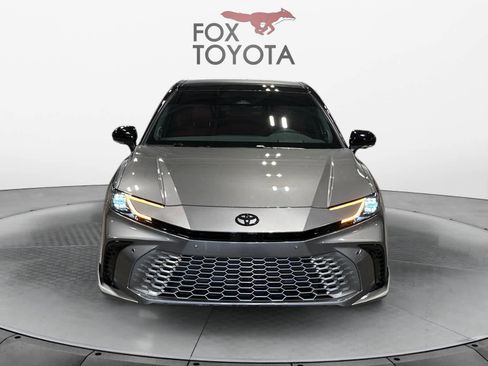 Used 2025 Toyota Camry XSE image 9