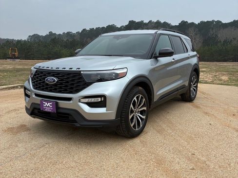 Used 2023 Ford Explorer ST-Line w/ Class IV Trailer Tow Package image 1